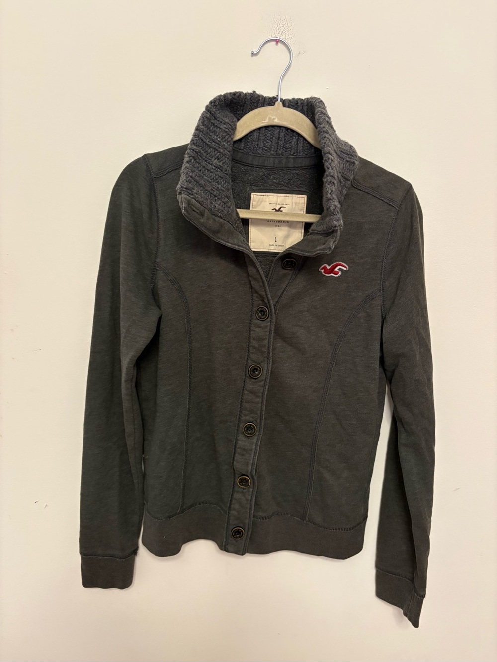 Hollister Gray Button Up Jacket Cardigan Sweater Womens Fleece Sz L Y2K Preppy